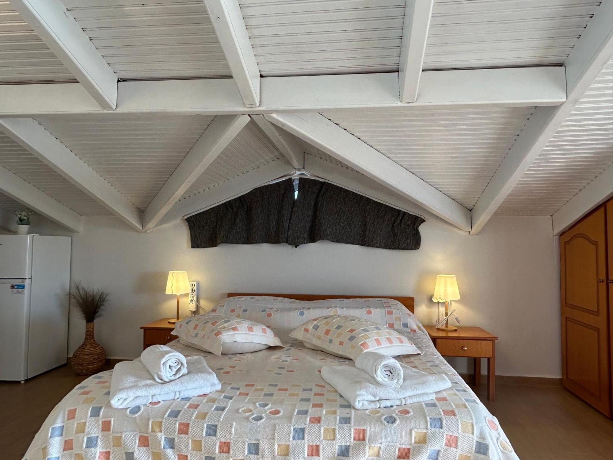 Brati II Beach Hotel Arkúdi Kültér fotó