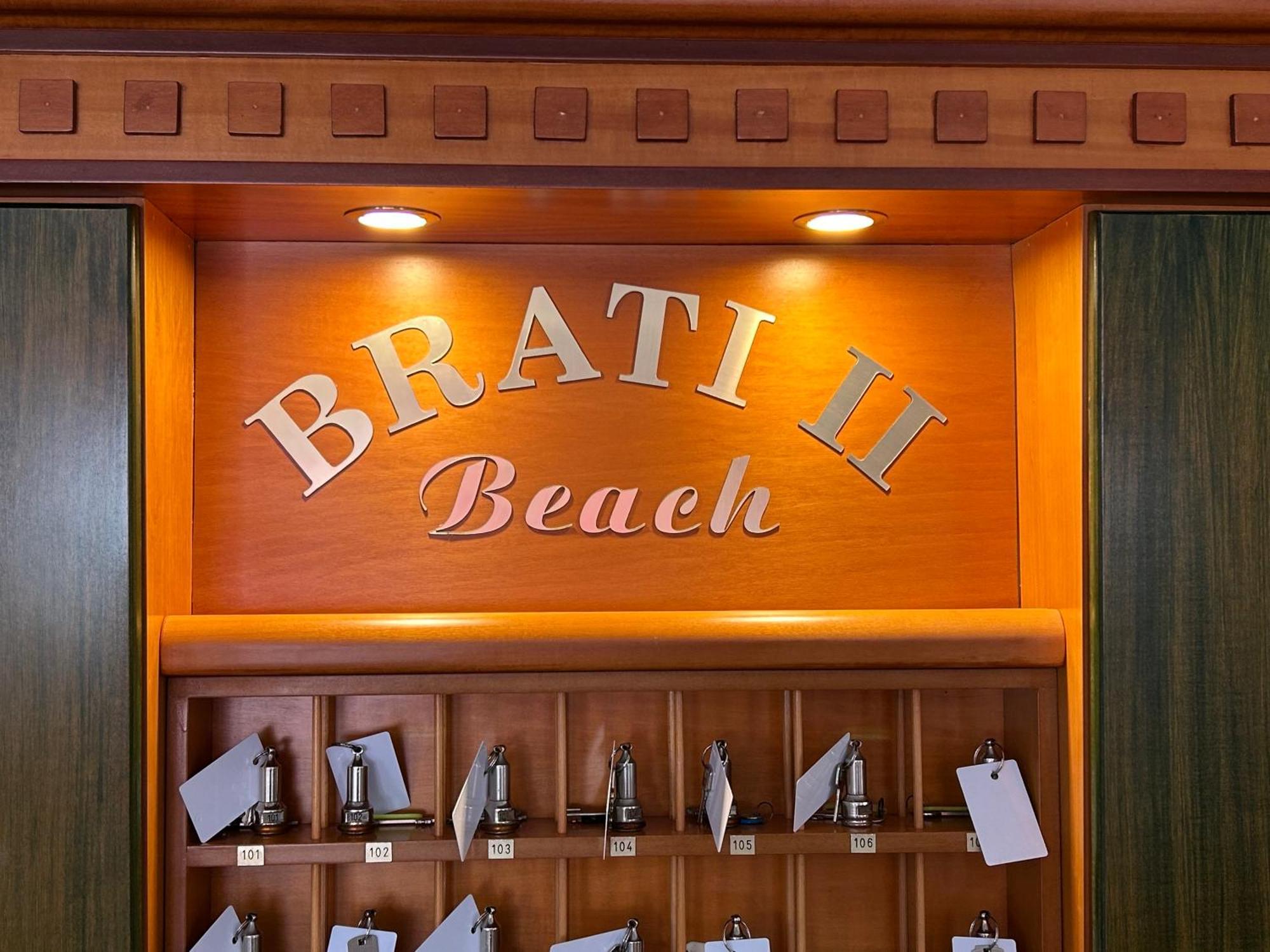 Brati II Beach Hotel Arkúdi Kültér fotó